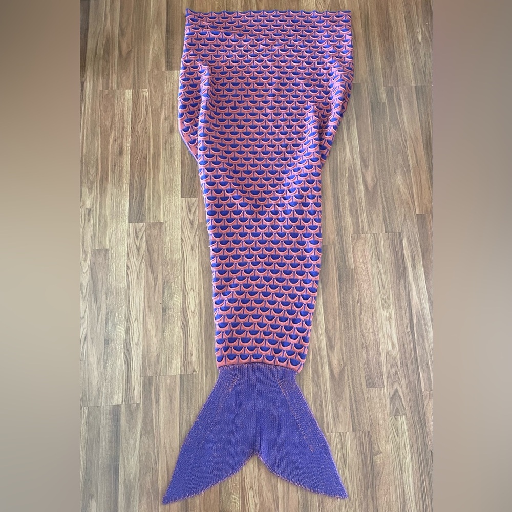 Purple and Pink Mermaid Tail Blanket